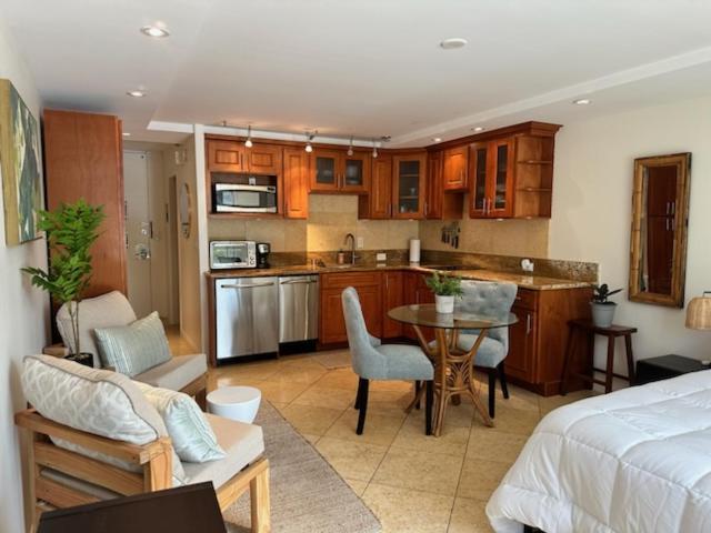 Marine Surf Waikiki Aparthotel Χονολουλού Δωμάτιο φωτογραφία